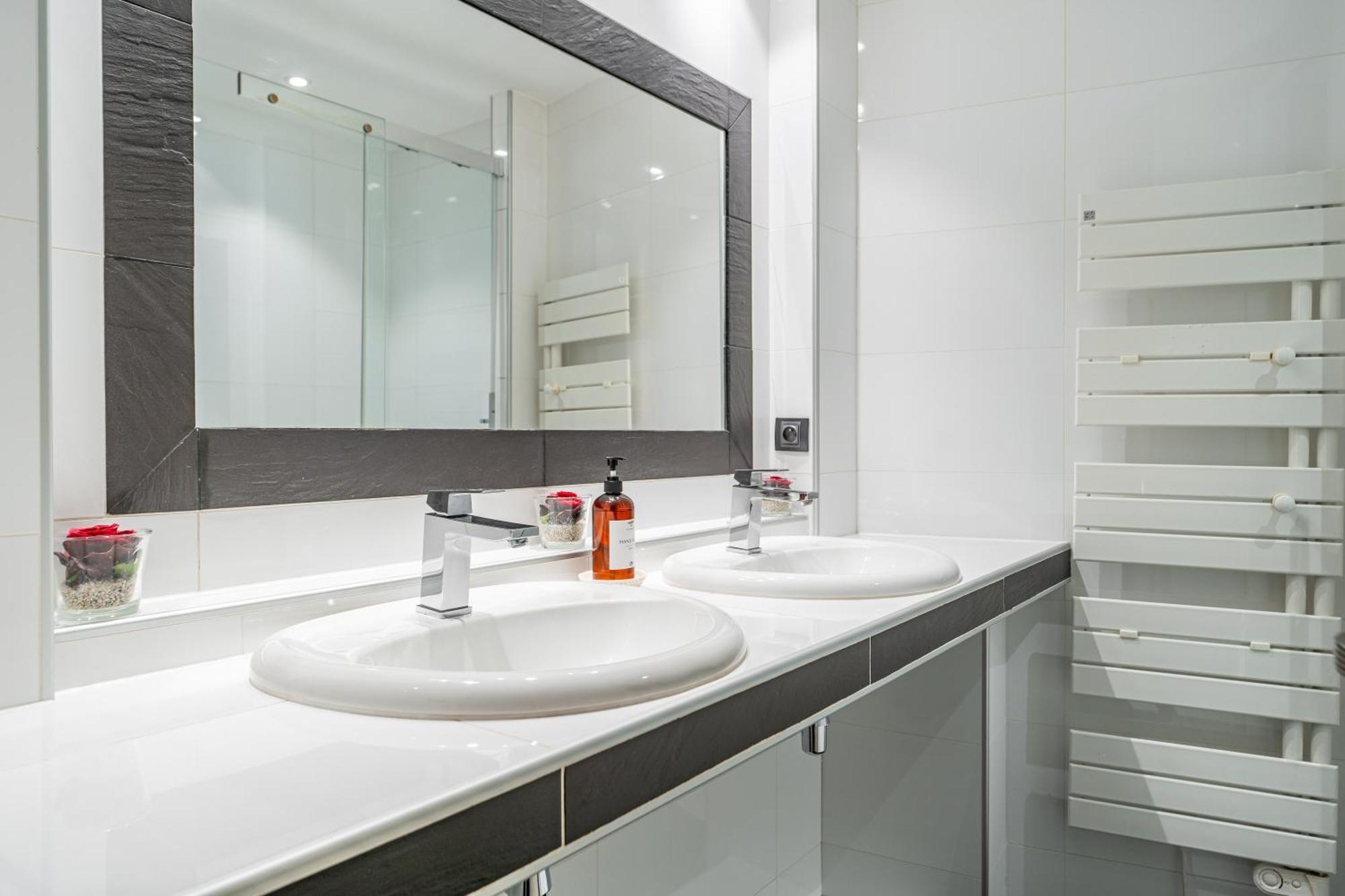 Superbe Appartement De 2 Chambres Au Coeur Du Quartier Gambetta Bordeaux Eksteriør bilde